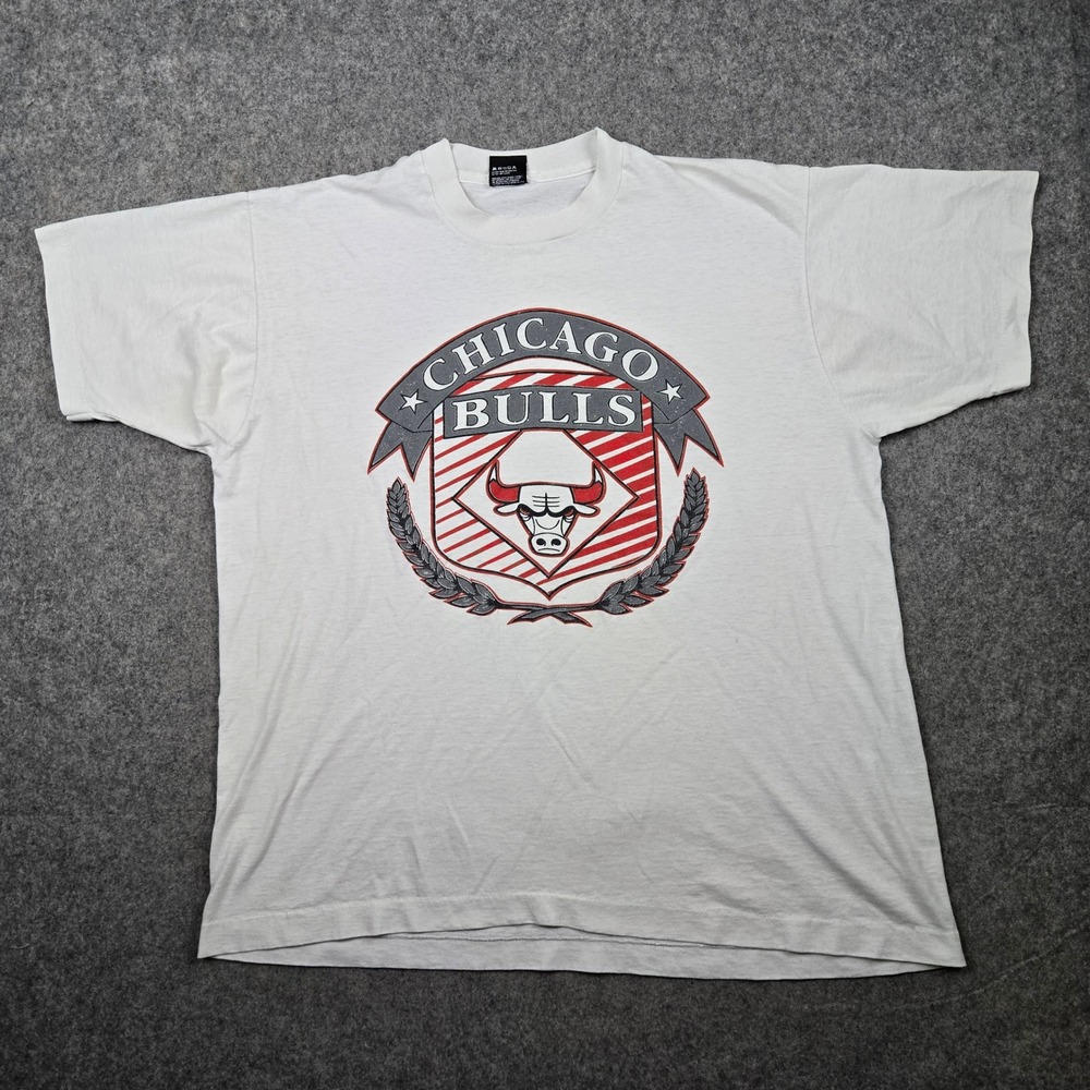 Vintage Chicago Bulls T Shirt Mens XL White NBA Graphic Tee Single Stitch 90s